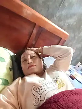 Snapshot of Lyly22x chatting on 21, 3, 2026 Lyly22x online show from 21, 3, 2026