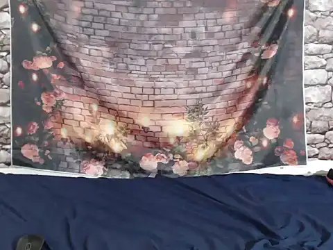 Velourmistty online show from 25, 3, 2026