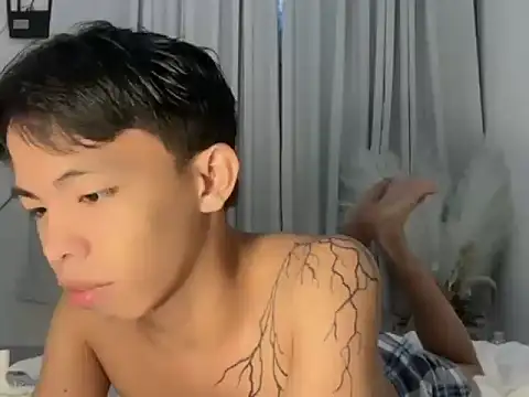 Snapshot of hottasianboy chatting on 27, 7, 2026 hottasianboy online show from 27, 7, 2026