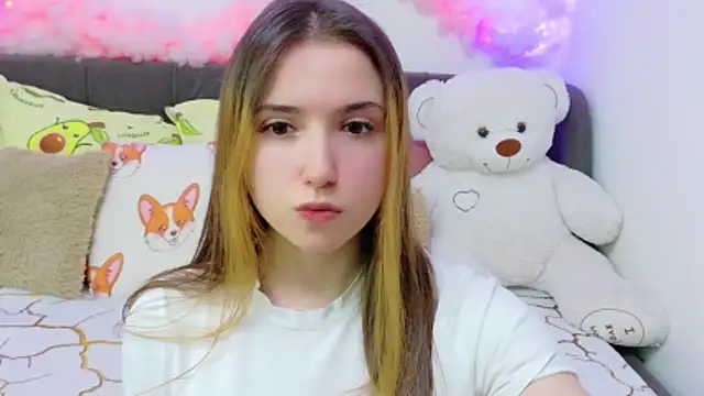 Snapshot of LeenMoonie chatting on 31, 3, 2026 LeenMoonie online show from 31, 3, 2026