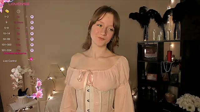 MalloryGray online show from 6, 4, 2026