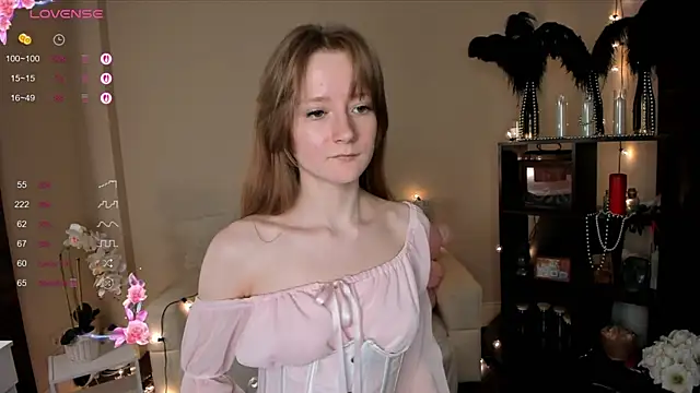 MalloryGray online show from 20, 4, 2026