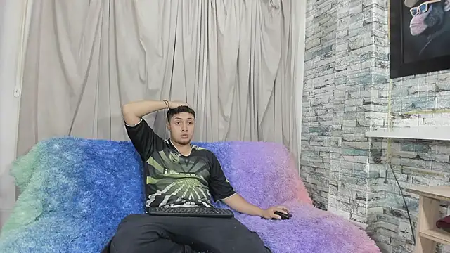 NoahAndBunny online show from 11, 5, 2026