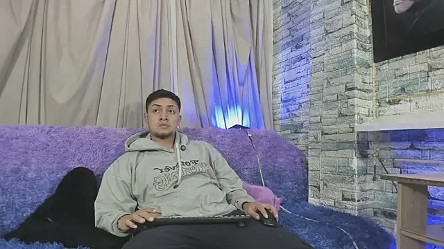 NoahAndBunny online show from 15, 5, 2026