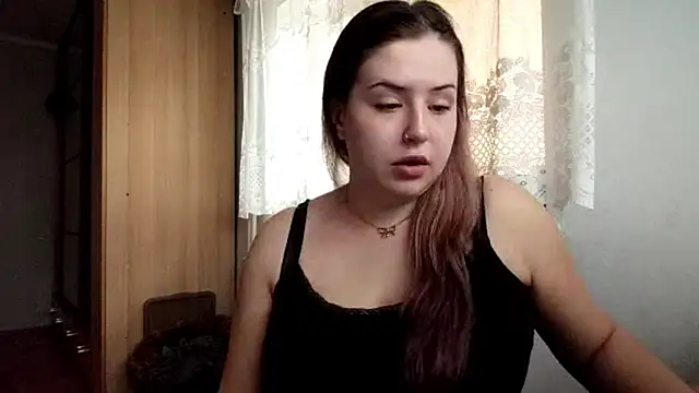 LolaSeduce online show from 8, 4, 2026