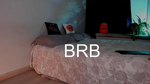 Snapshot of kristy_bennet chatting on 4, 10, 2025 kristy bennet online show from 4, 10, 2025