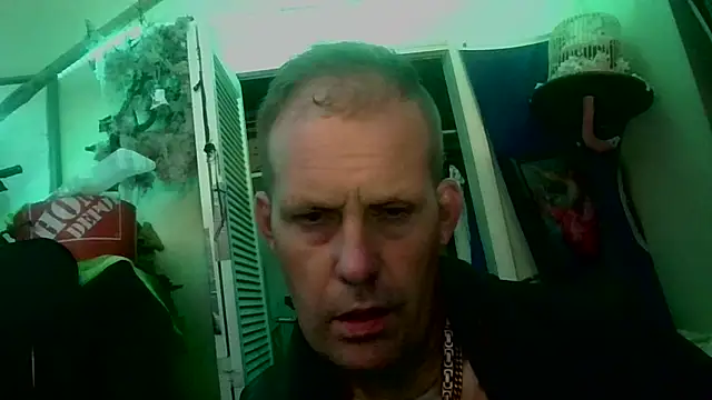 Snapshot of strokingjoe14585 chatting on 15, 7, 2026 strokingjoe14585 online show from 15, 7, 2026