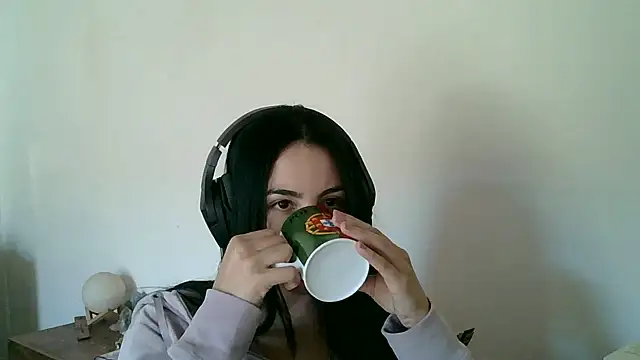 Snapshot of AnabeleNogueira chatting on 17, 6, 2026 AnabeleNogueira online show from 17, 6, 2026