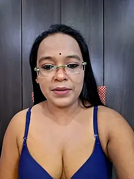 hornyrosy321 online show from 28, 5, 2026