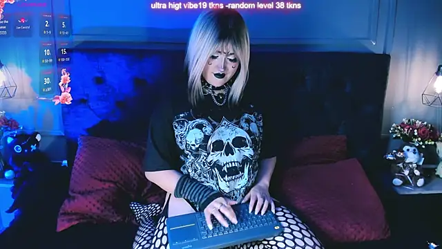 Snapshot of _Elissabat_ chatting on 19, 5, 2026 Elissabat online show from 19, 5, 2026