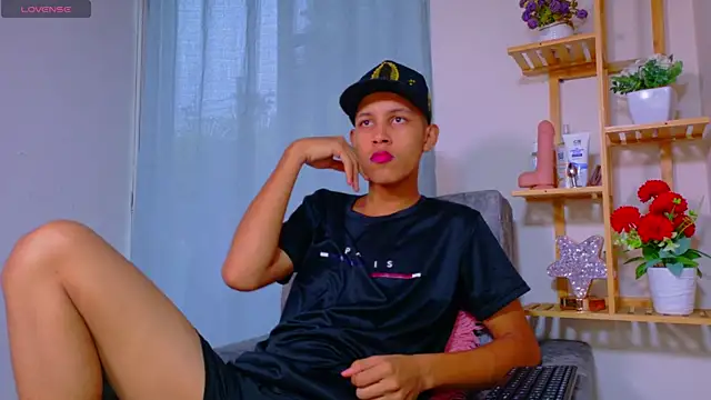 Noirvynn online show from 13, 4, 2026