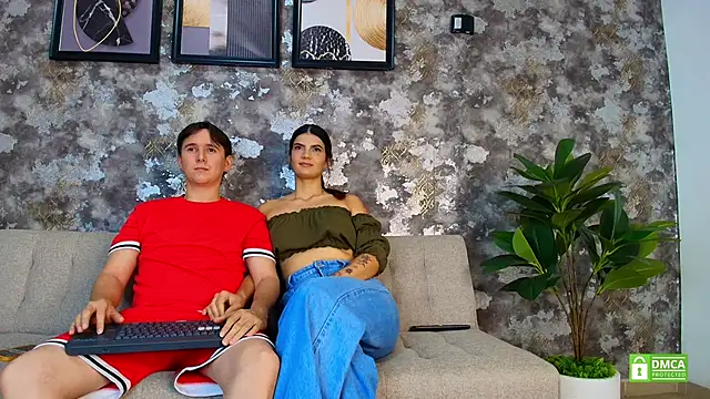 Mariana and Ronny online show from 21, 6, 2026