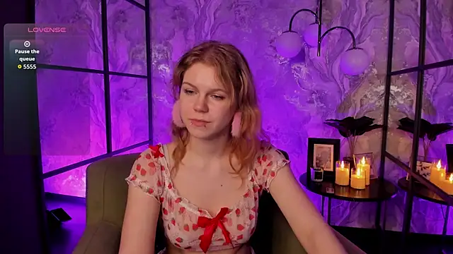 ElizabethVane online show from 4, 4, 2026