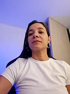 Snapshot of miaeyex chatting on 21, 4, 2026 miaeyex online show from 21, 4, 2026