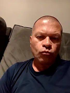 Snapshot of kiwi-strip chatting on 14, 3, 2026 kiwi-strip online show from 14, 3, 2026