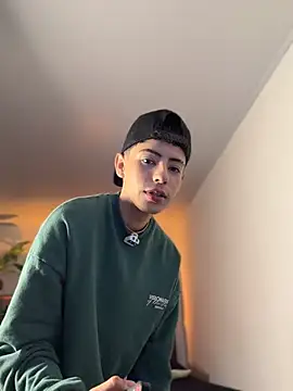 SebastianReed  online show from 4, 4, 2026