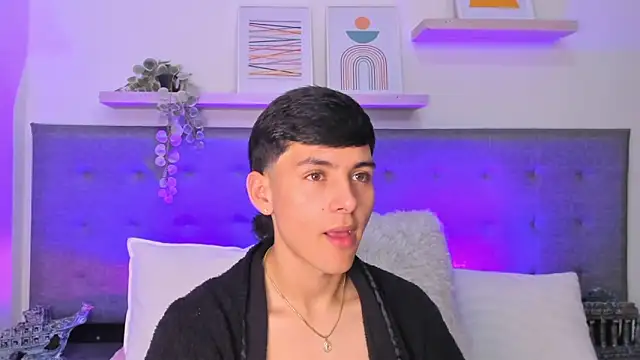 Andrew restrepoo online show from 27, 5, 2026
