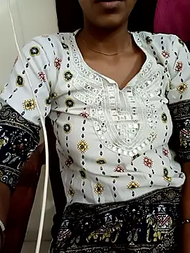 Snapshot of aushi_rajput chatting on 2, 5, 2026 aushi rajput online show from 2, 5, 2026