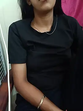 Snapshot of aushi_rajput chatting on 12, 5, 2026 aushi rajput online show from 12, 5, 2026