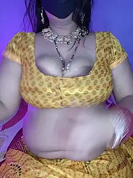 Snapshot of Miss_roohi chatting on 4, 6, 2026 Miss roohi online show from 4, 6, 2026