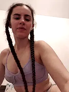 Snapshot of starlight_mo chatting on 18, 4, 2026 starlight mo online show from 18, 4, 2026