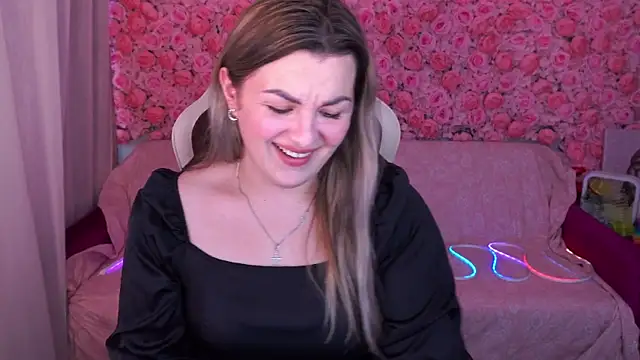 AlissyaGrayy online show from 24, 6, 2026