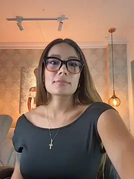 Snapshot of SERENAA__ chatting on 21, 5, 2026 SERENAA online show from 21, 5, 2026