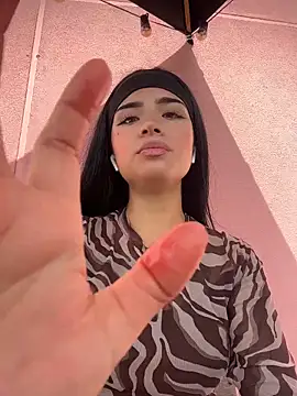 Shalom pink18 online show from 13, 5, 2026