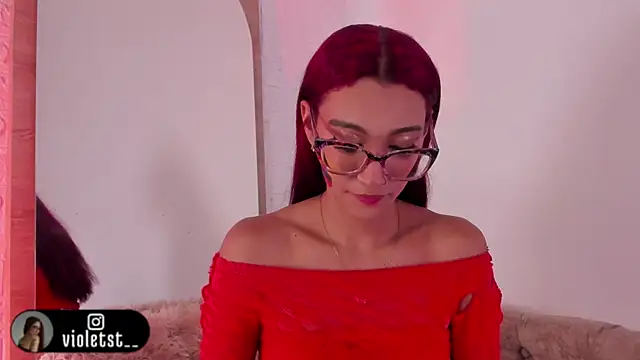 VioletWinters online show from 4, 7, 2026