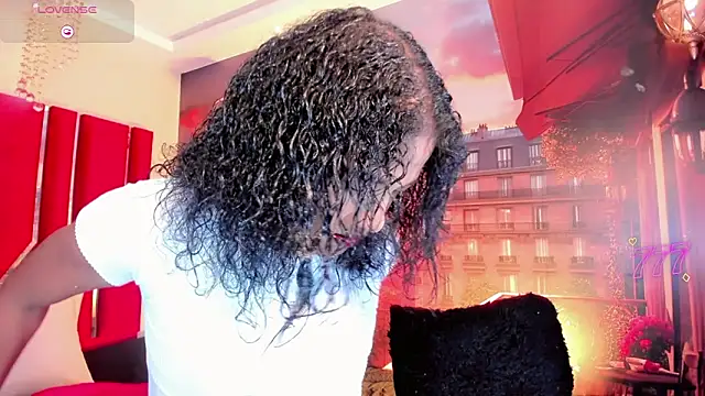 Paola Delfino online show from 9, 6, 2026