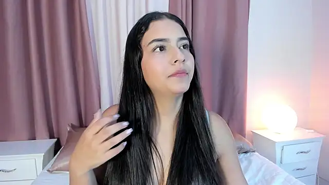 sweet aura31 online show from 19, 4, 2026