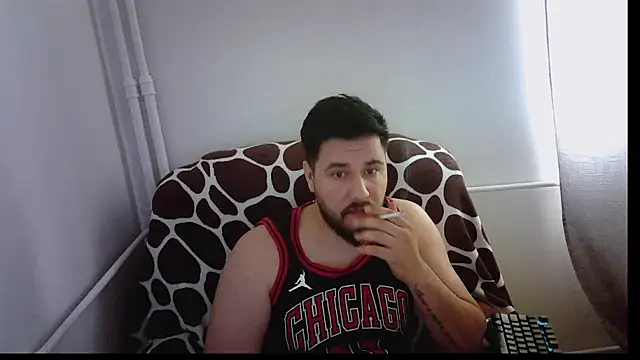 Snapshot of Gianiboy99 chatting on 20, 5, 2026 Gianiboy99 online show from 20, 5, 2026