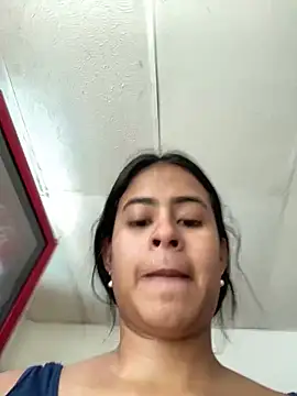 lucirganaxxx online show from 5, 5, 2026