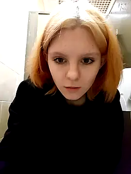 NinaParri online show from 5, 4, 2026