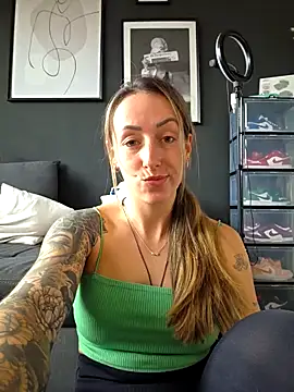 NicoleKaiser online show from 29, 3, 2026