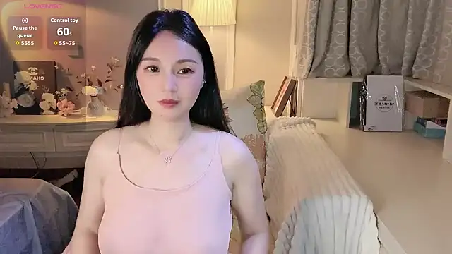 Snapshot of KCYE-CC chatting on 7, 5, 2026 KCYE-CC online show from 7, 5, 2026