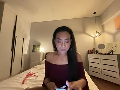 Ur topQeents online show from 3, 4, 2026