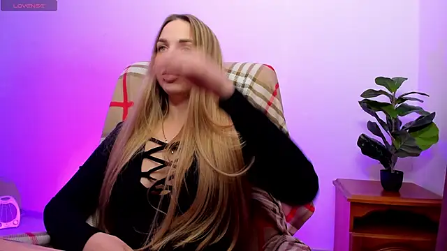 Snapshot of Alexandracandy chatting on 20, 3, 2026 Alexandracandy online show from 20, 3, 2026