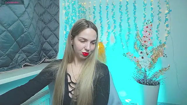 Alexandracandy online show from 5, 4, 2026