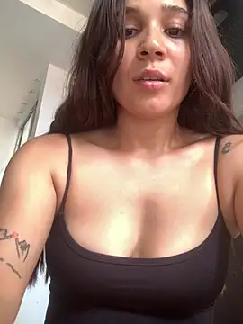 Snapshot of Amora_96 chatting on 3, 7, 2026 Amora 96 online show from 3, 7, 2026