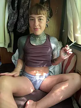 Snapshot of HornyHippy1 chatting on 28, 6, 2026 HornyHippy1 online show from 28, 6, 2026