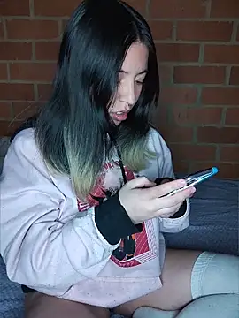 Petite CherryX online show from 21, 4, 2026