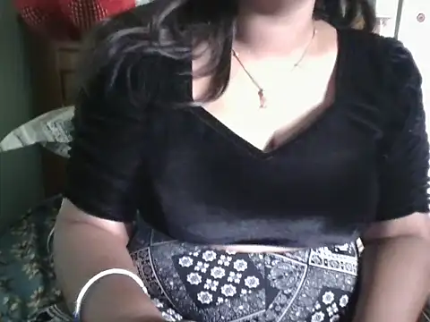 Lucky Meenu online show from 15, 4, 2026