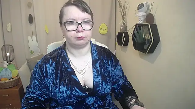 BonnnyBoobsy online show from 8, 4, 2026
