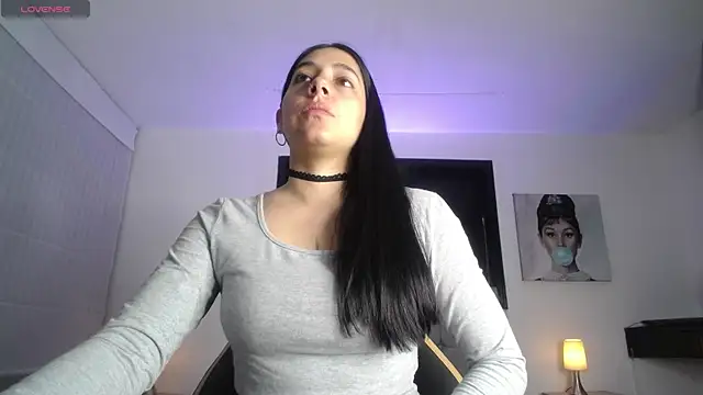 Melannyy V online show from 30, 5, 2026