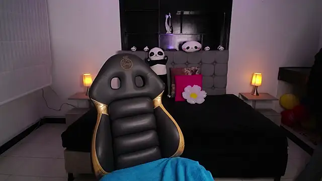 Melannyy V online show from 7, 8, 2026