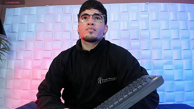 DanteTargaryen online show from 21, 4, 2026