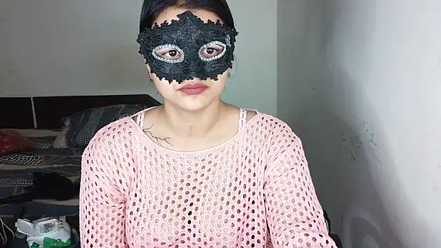 Punjabi baddie  online show from 3, 5, 2026