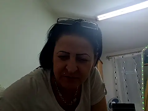 Snapshot of Alexisbaba12 chatting on 7, 5, 2026 Alexisbaba12 online show from 7, 5, 2026