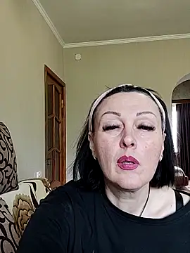 HelgaDennis online show from 1, 5, 2026